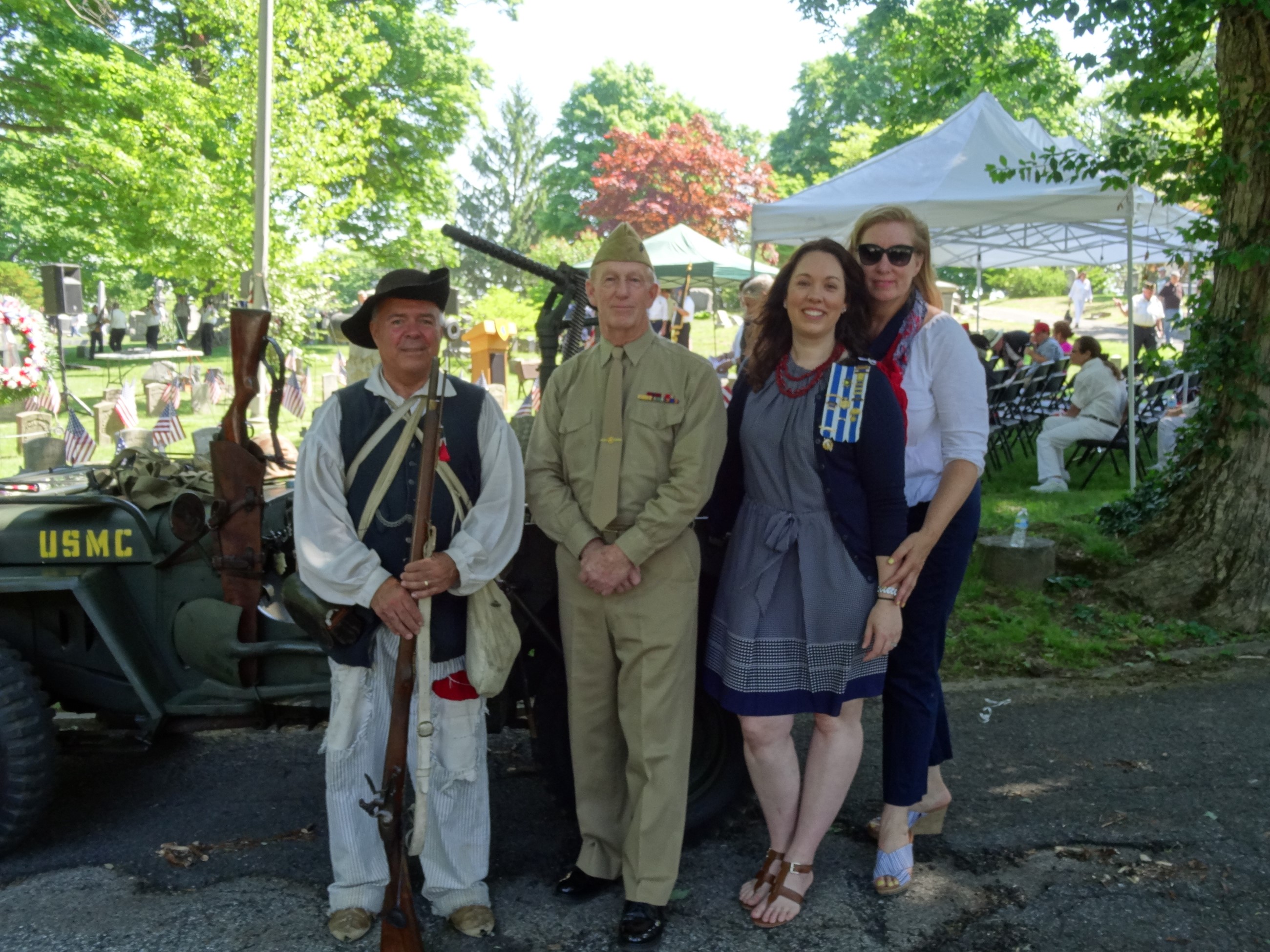 Memorial day rural cemetery Mayor 783